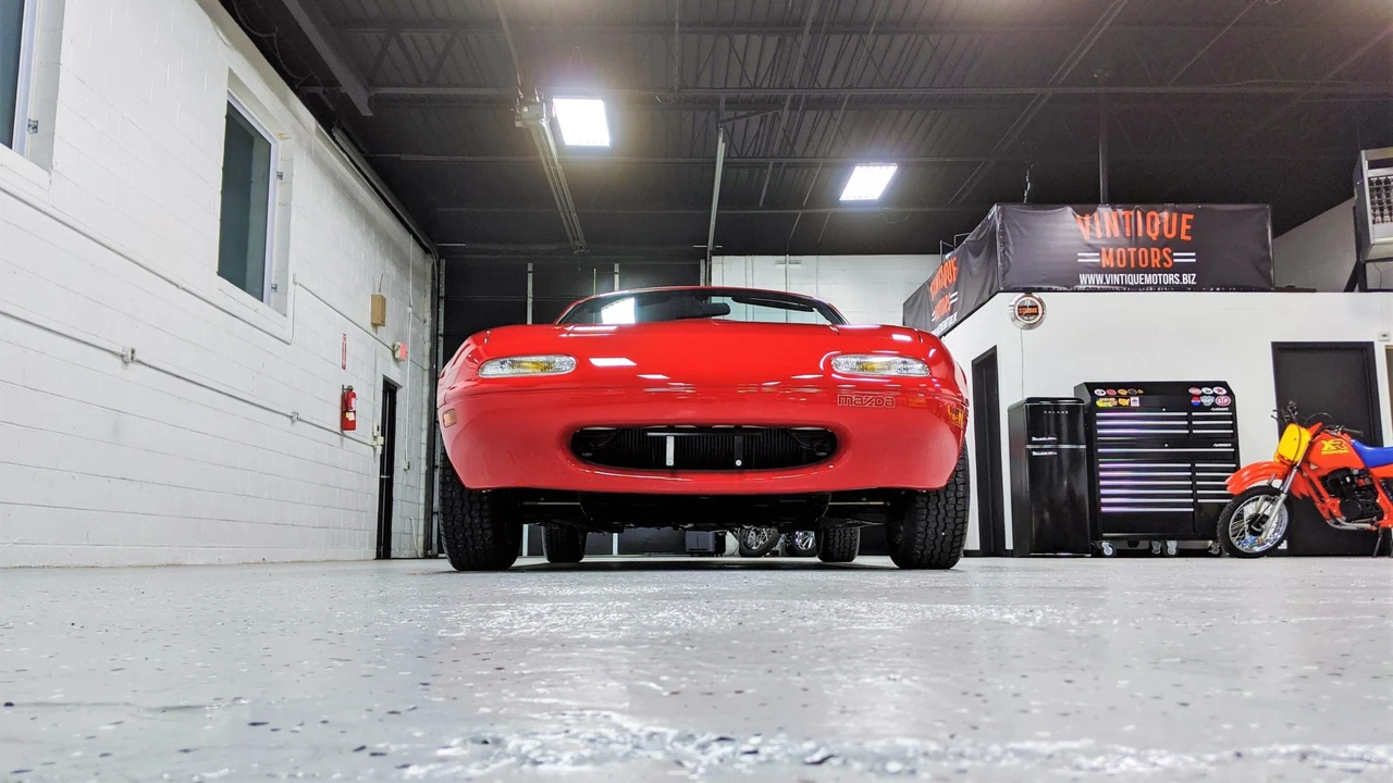 1991 Mazda NA MX-5 Miata - Image 17 of 31