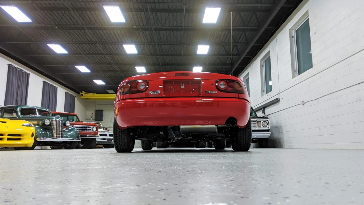 1991 Mazda NA MX-5 Miata - Image 11 of 31