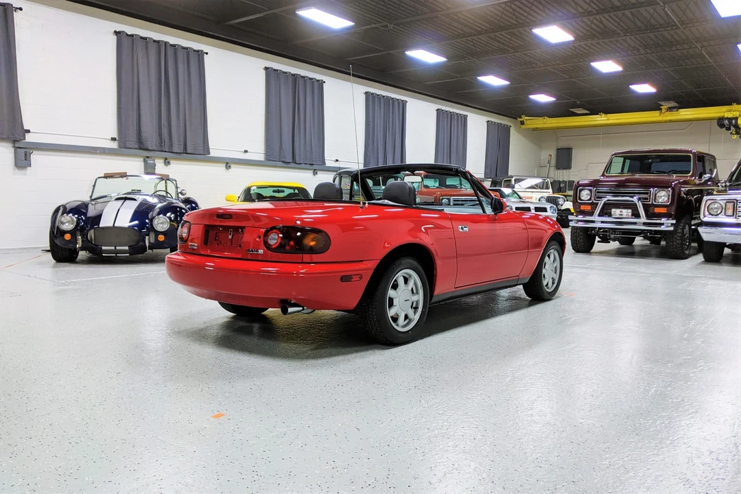 1991 Mazda NA MX-5 Miata - Image 9 of 31