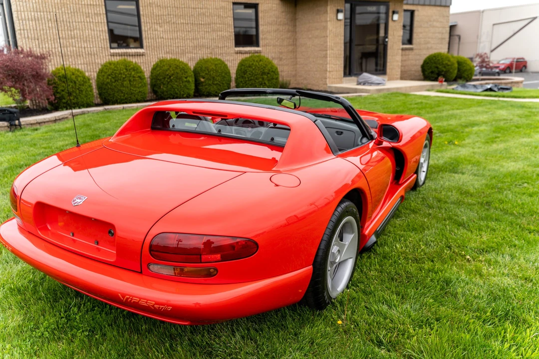 1992 Dodge Viper 1st Gen - Image 9 of 31