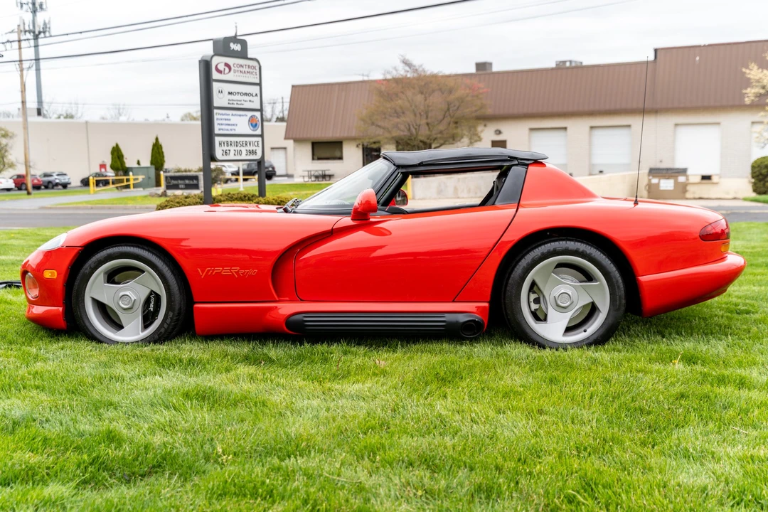 1992 Dodge Viper 1st Gen - Image 16 of 31