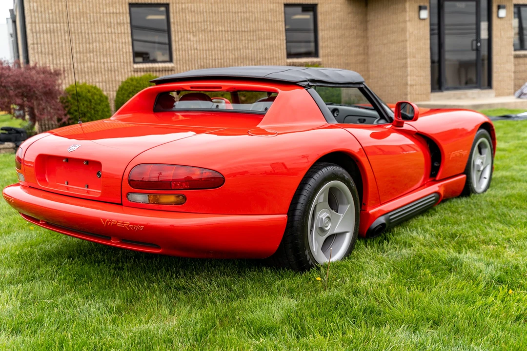 1992 Dodge Viper 1st Gen - Image 22 of 31