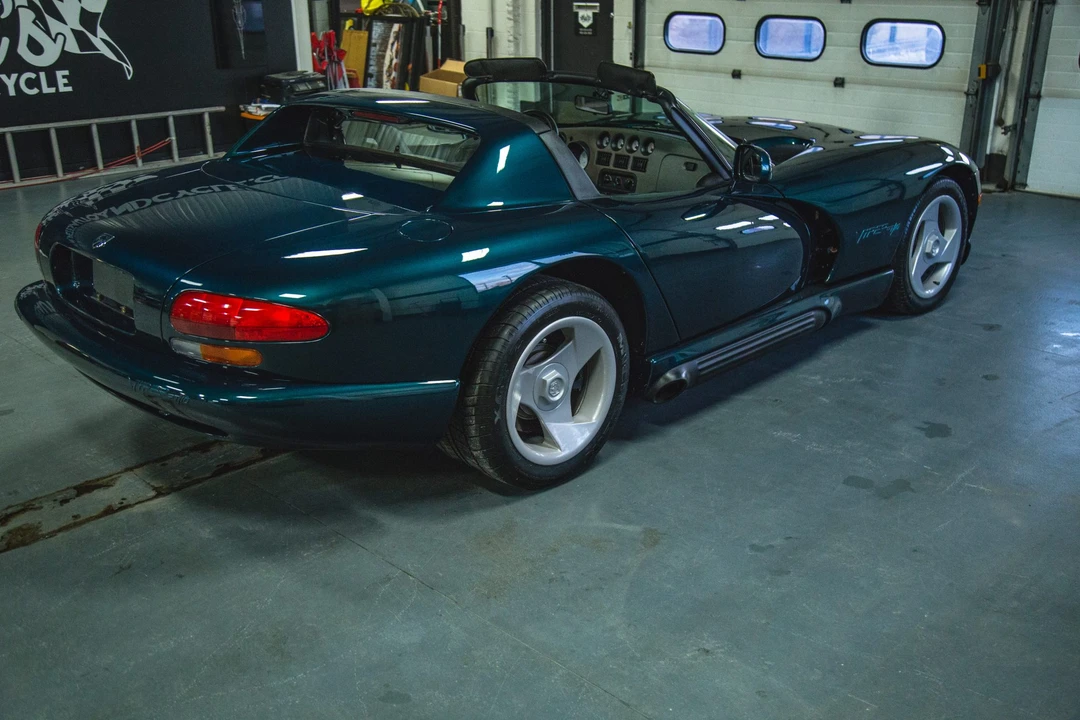 1994 Dodge Viper 1st Gen - Image 22 of 31