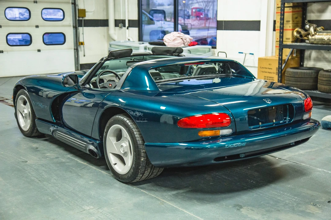 1994 Dodge Viper 1st Gen - Image 13 of 31