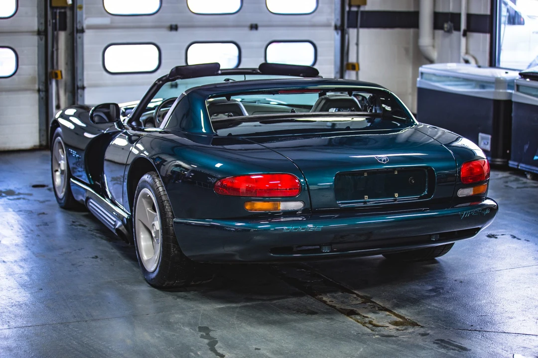 1994 Dodge Viper 1st Gen - Image 14 of 31