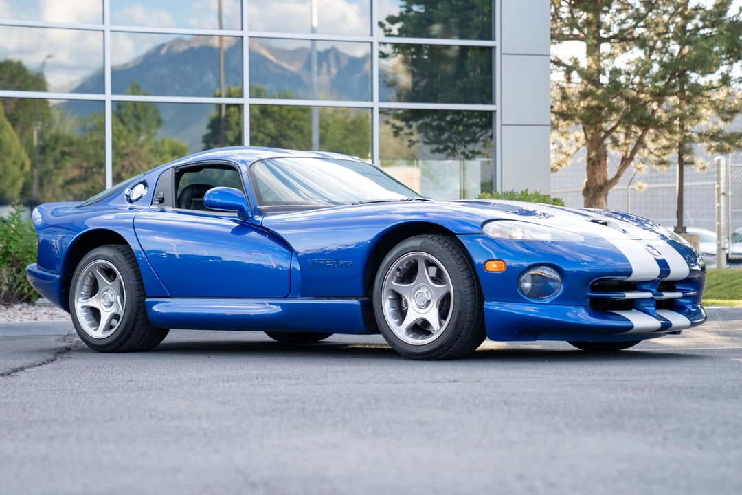 1996 Dodge Viper GTS 2nd Gen - Image 11 of 31