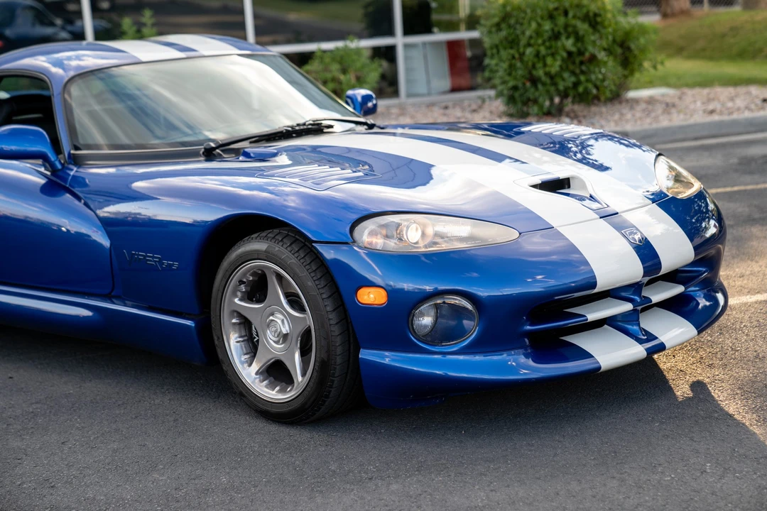 1996 Dodge Viper GTS 2nd Gen - Image 16 of 31