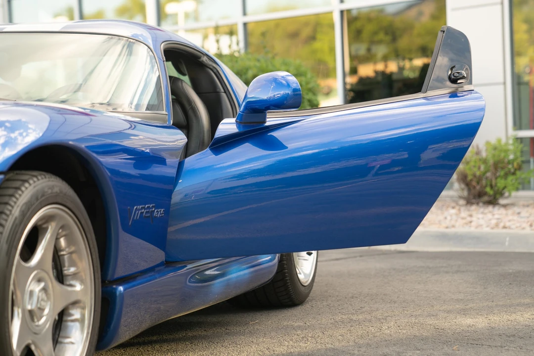 1996 Dodge Viper GTS 2nd Gen - Image 18 of 31