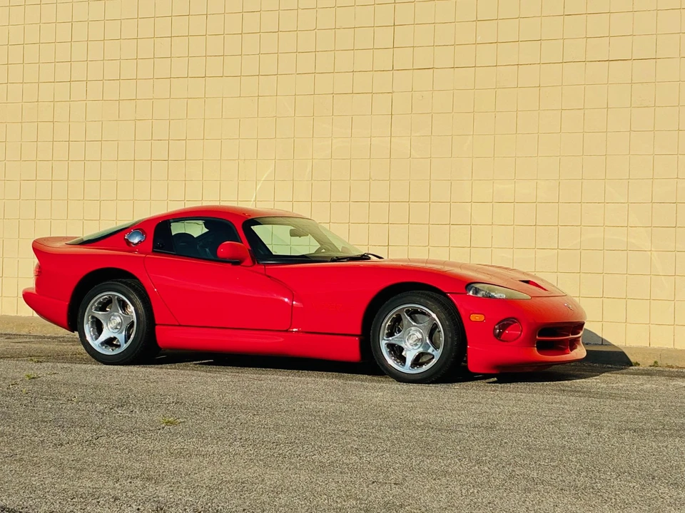 1997 Dodge Viper GTS 2nd Gen - Image 10 of 31