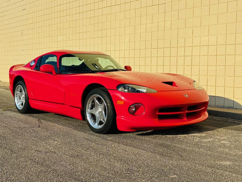1997 Dodge Viper GTS 2nd Gen - Image 6 of 31