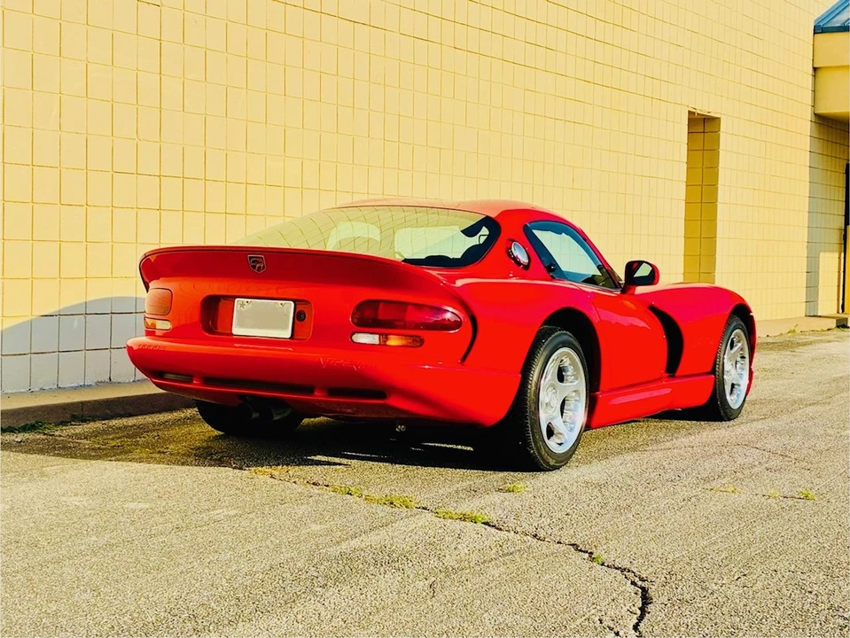 1997 Dodge Viper GTS 2nd Gen - Image 12 of 31