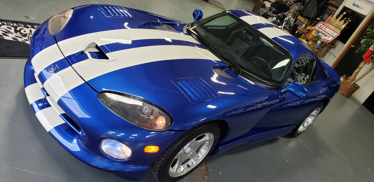 1997 Dodge Viper GTS 2nd Gen - Image 12 of 31