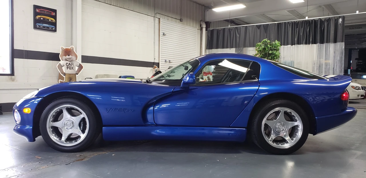 1997 Dodge Viper GTS 2nd Gen - Image 15 of 31
