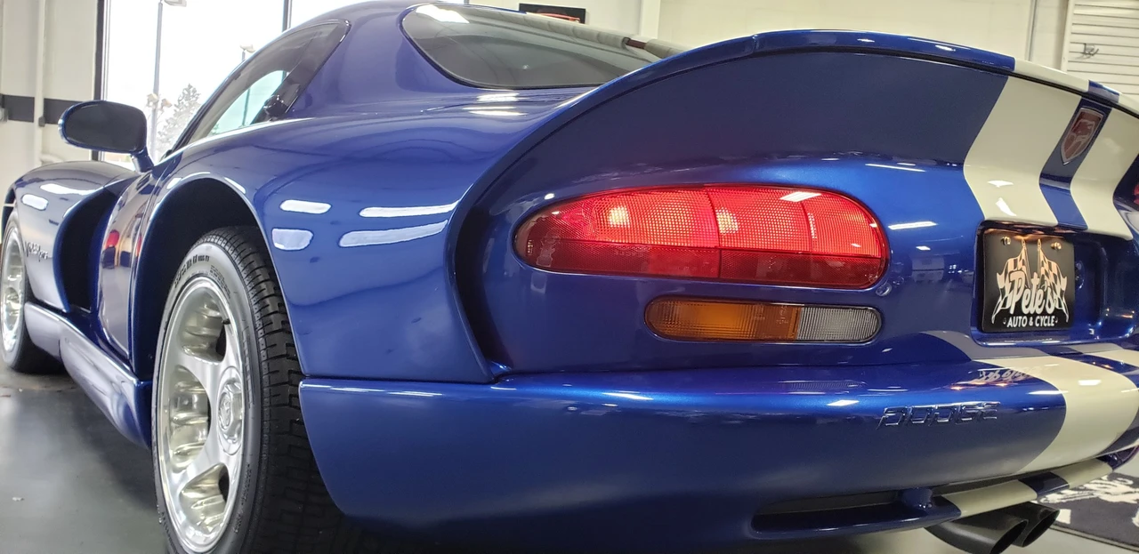 1997 Dodge Viper GTS 2nd Gen - Image 25 of 31