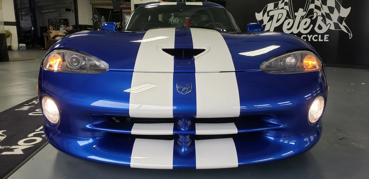 1997 Dodge Viper GTS 2nd Gen - Image 10 of 31