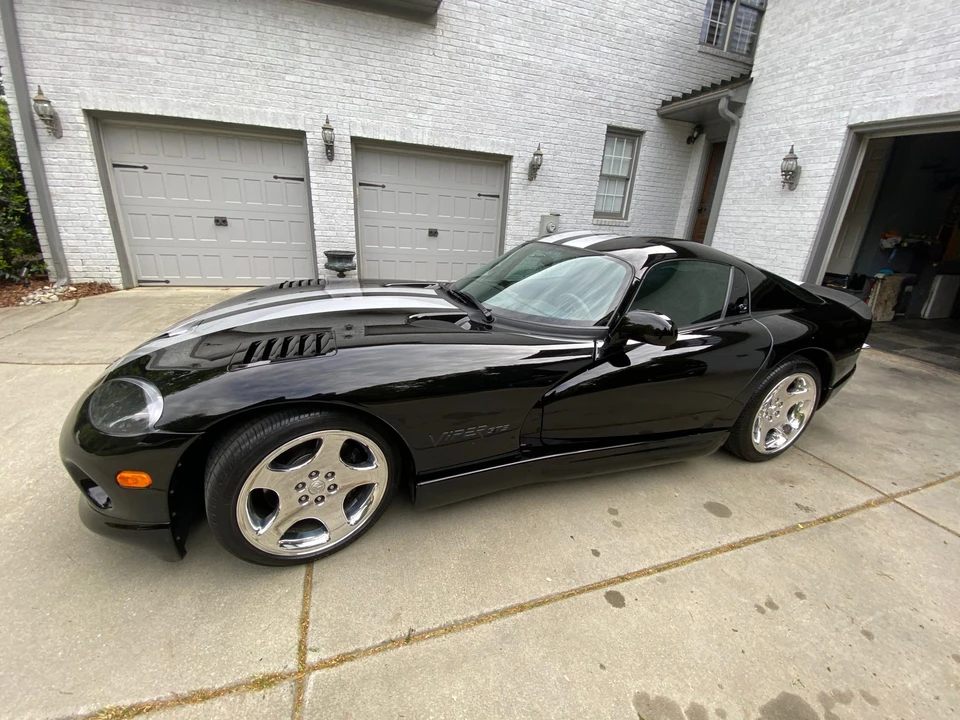 2000 Dodge Viper GTS 2nd Gen - Image 14 of 31