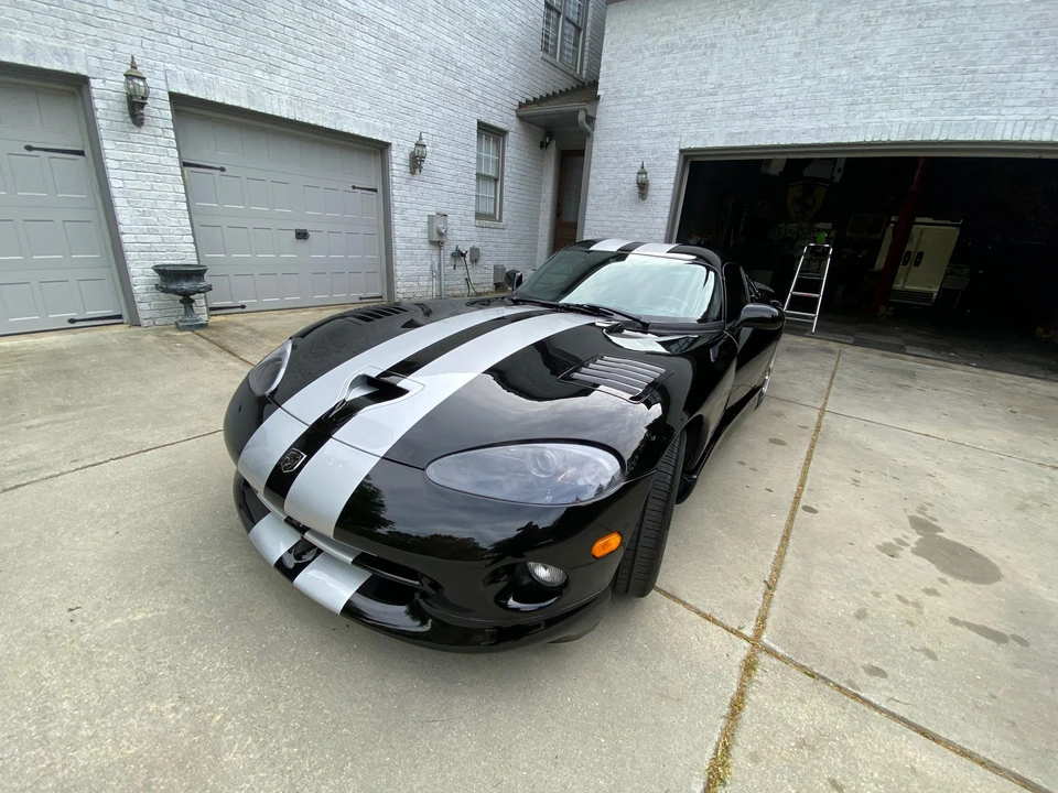 2000 Dodge Viper GTS 2nd Gen - Image 4 of 31