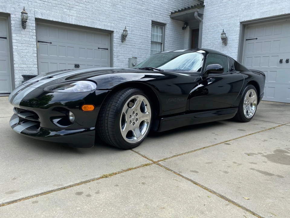 2000 Dodge Viper GTS 2nd Gen - Image 11 of 31
