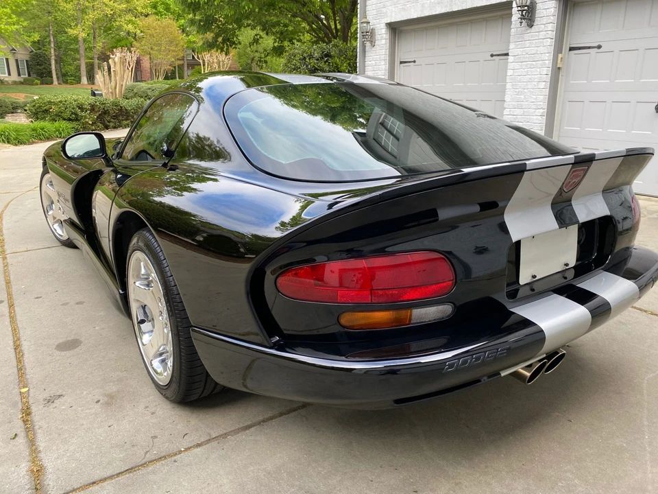 2000 Dodge Viper GTS 2nd Gen - Image 26 of 31
