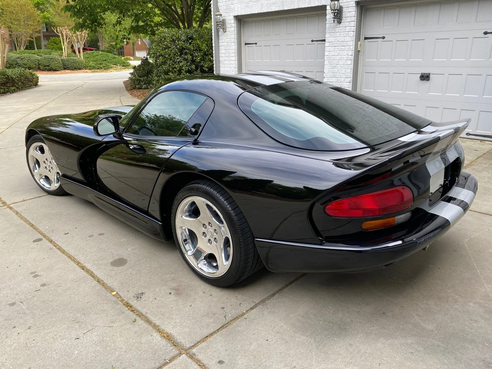 2000 Dodge Viper GTS 2nd Gen - Image 24 of 31