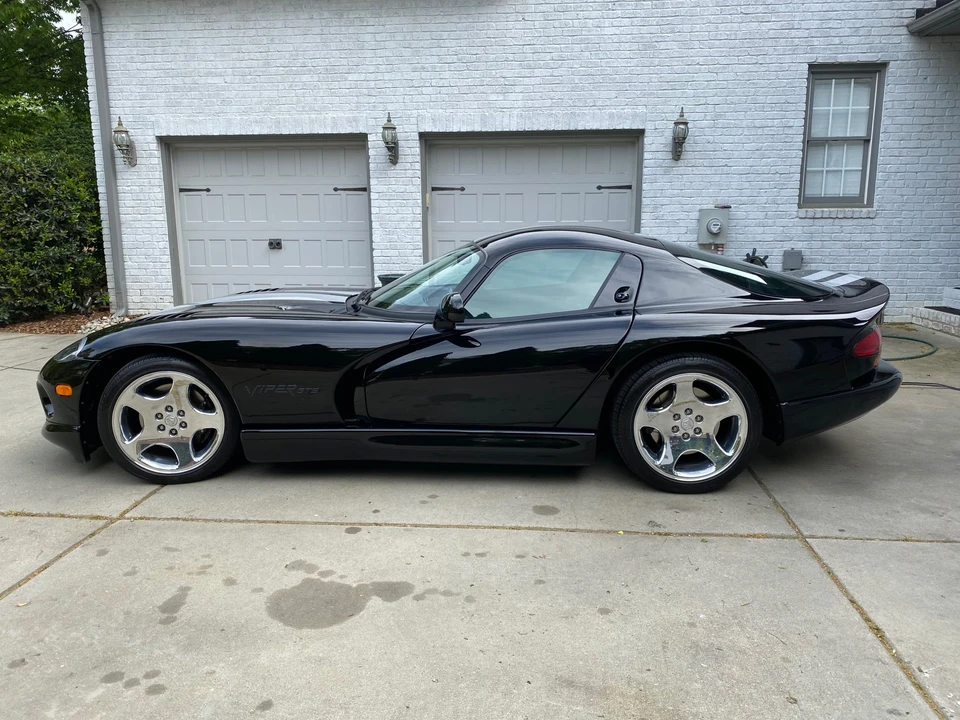 2000 Dodge Viper GTS 2nd Gen - Image 18 of 31