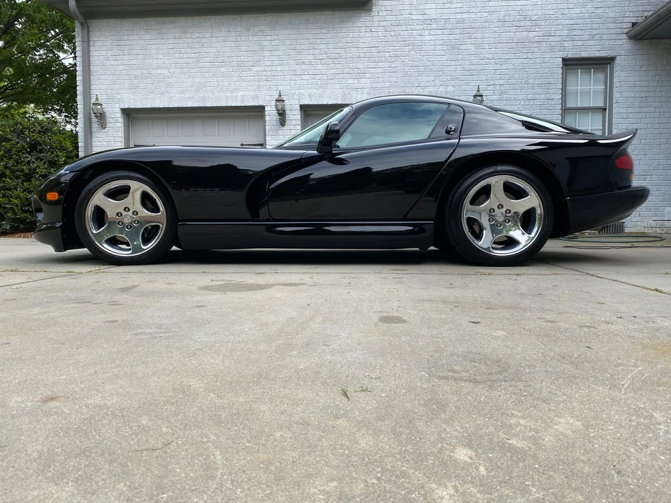 2000 Dodge Viper GTS 2nd Gen - Image 20 of 31