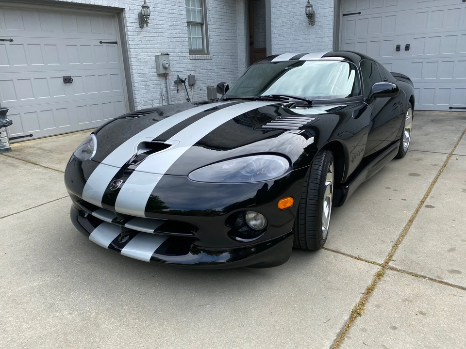 2000 Dodge Viper GTS 2nd Gen - Image 3 of 31