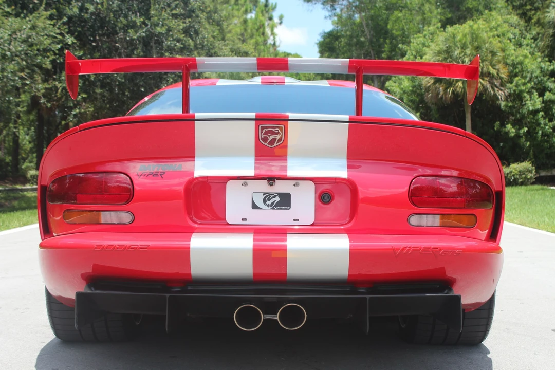 2001 Dodge Viper GTS 2nd Gen - Image 17 of 31