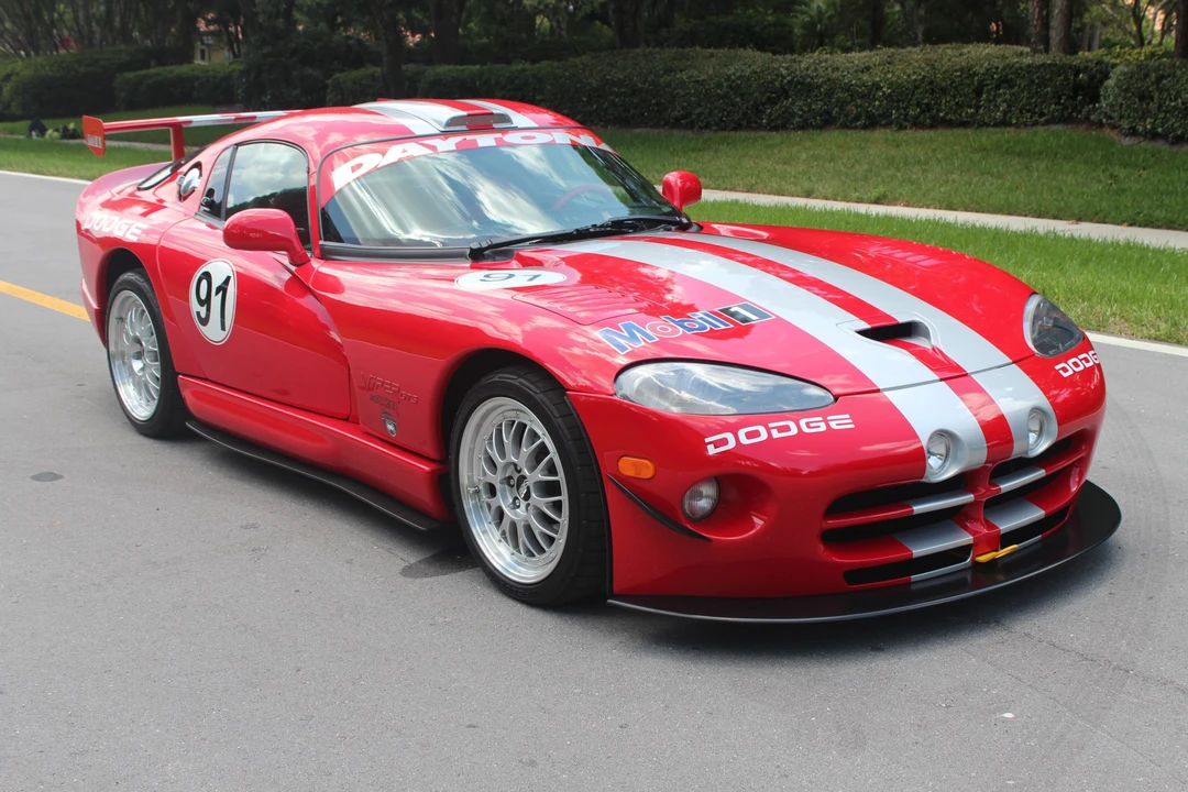2001 Dodge Viper GTS 2nd Gen - Image 26 of 31