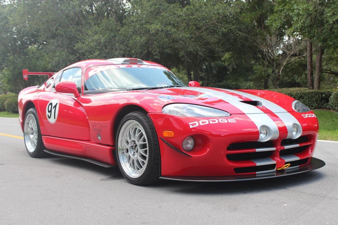 2001 Dodge Viper GTS 2nd Gen - Image 27 of 31