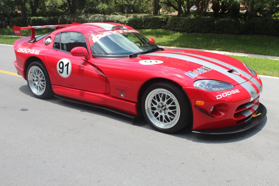 2001 Dodge Viper GTS 2nd Gen - Image 25 of 31