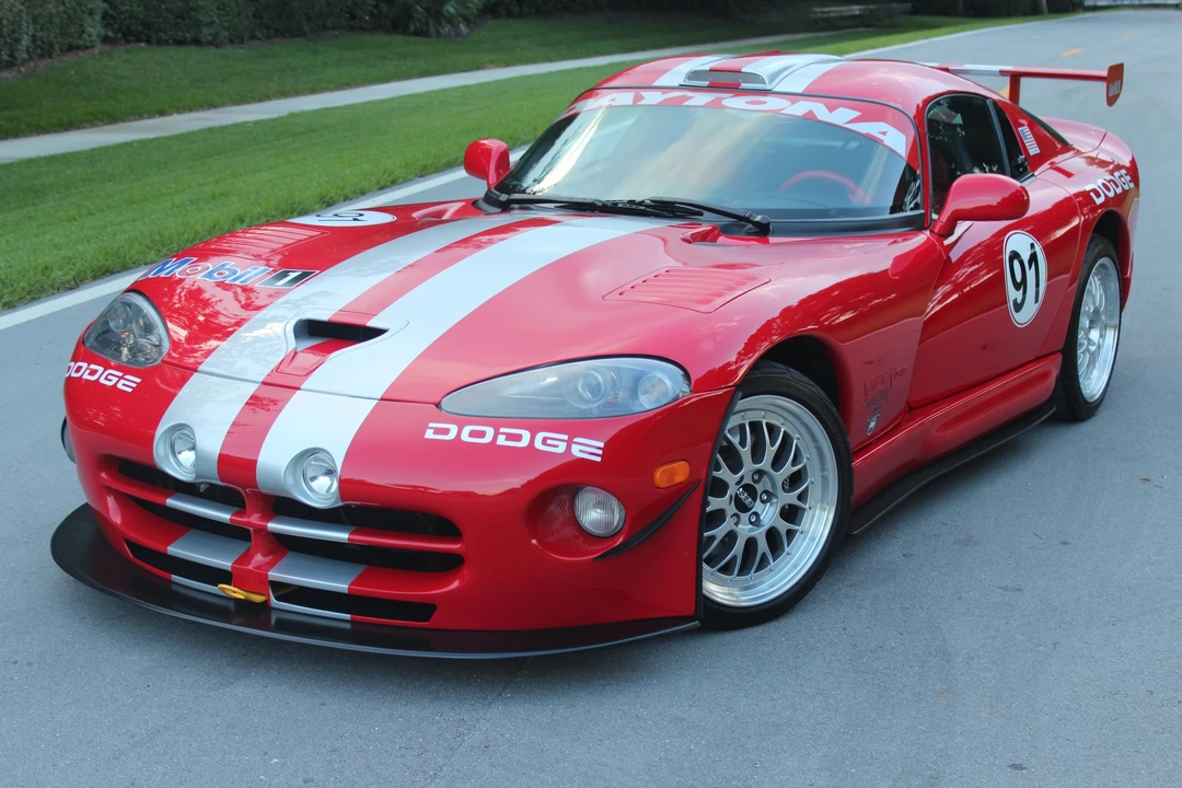 2001 Dodge Viper GTS 2nd Gen - Image 5 of 31