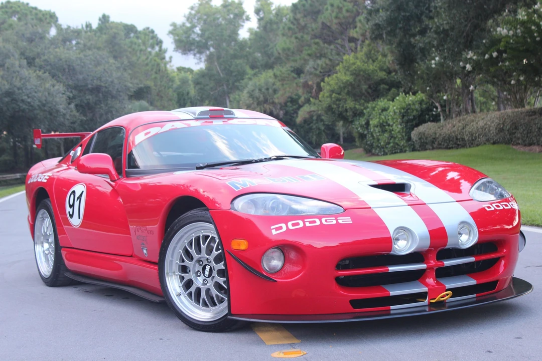 2001 Dodge Viper GTS 2nd Gen - Image 28 of 31