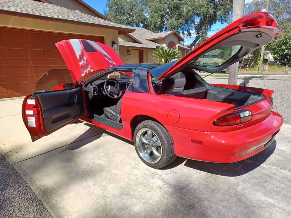 2002 Chevrolet Camaro SS 4th Gen - Image 11 of 31