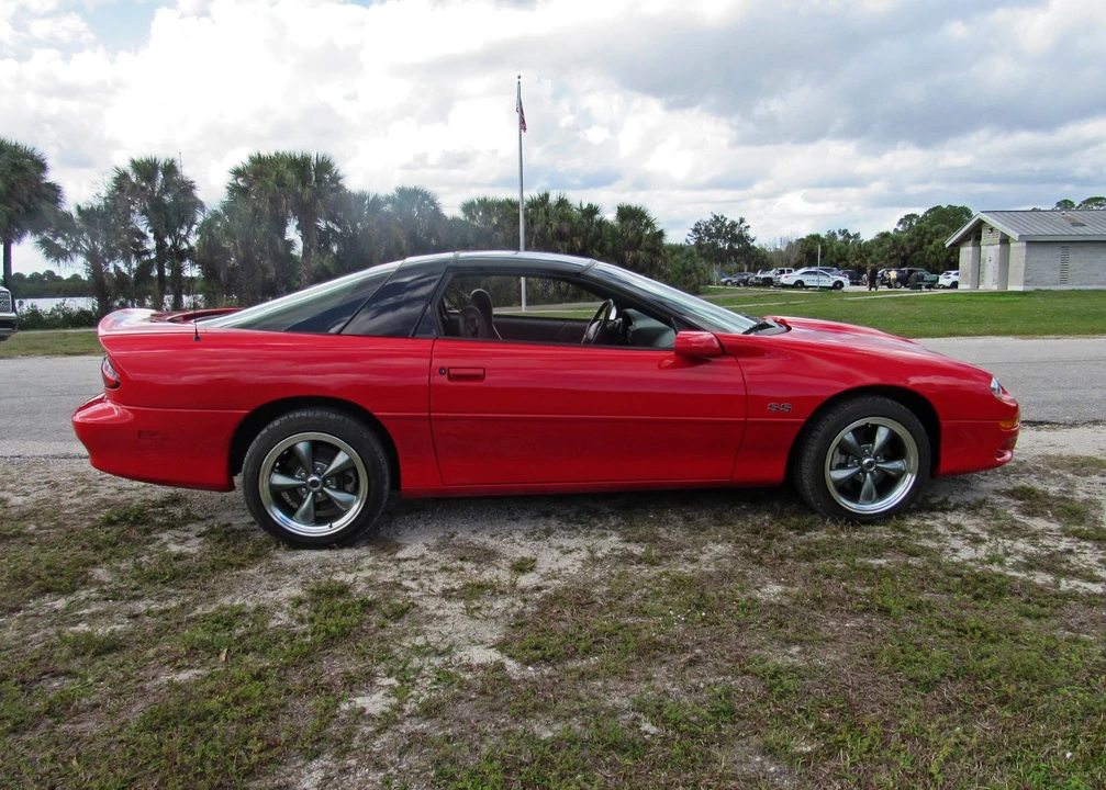 2002 Chevrolet Camaro SS 4th Gen - Image 2 of 31