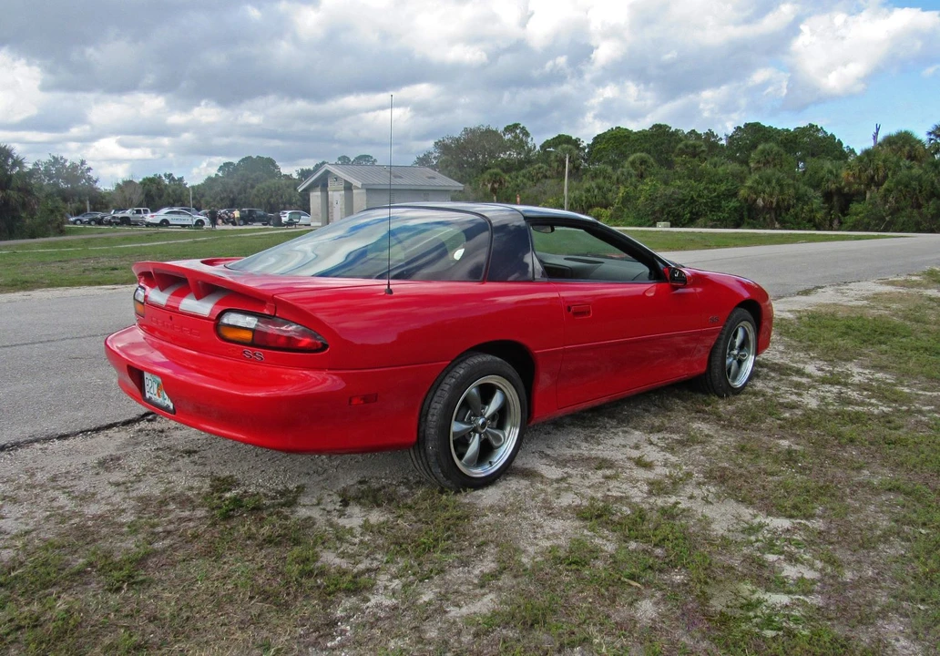 2002 Chevrolet Camaro SS 4th Gen - Image 5 of 31