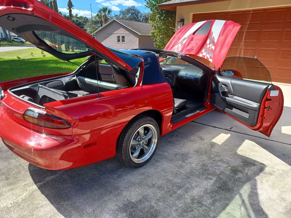 2002 Chevrolet Camaro SS 4th Gen - Image 10 of 31