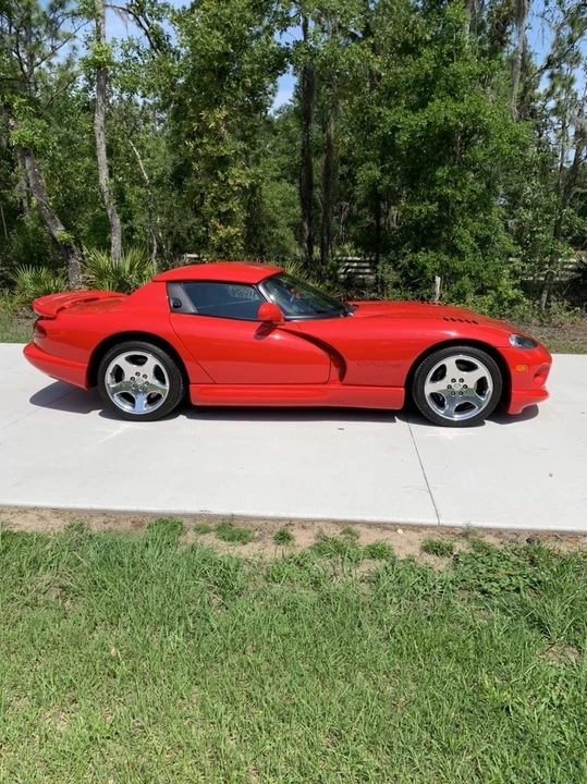2002 Dodge Viper 2nd Gen - Image 2 of 31