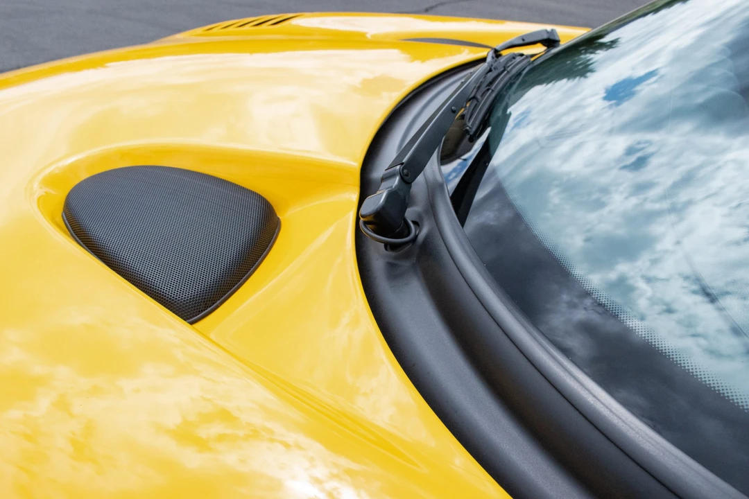 2002 Dodge Viper 2nd Gen - Image 25 of 31