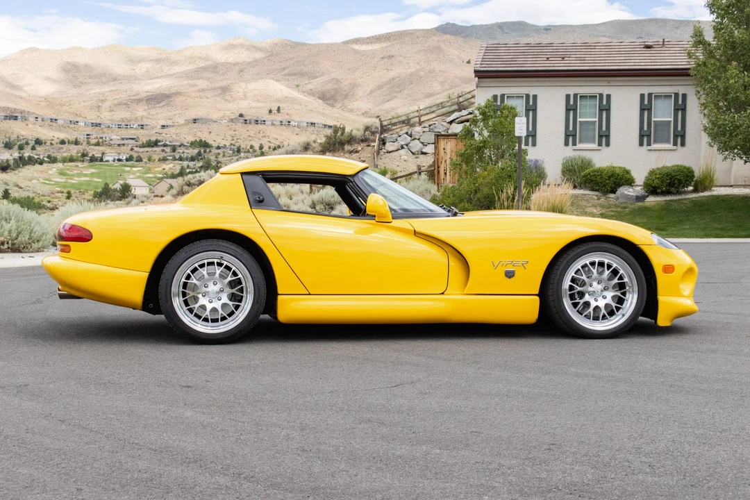 2002 Dodge Viper 2nd Gen - Image 5 of 31