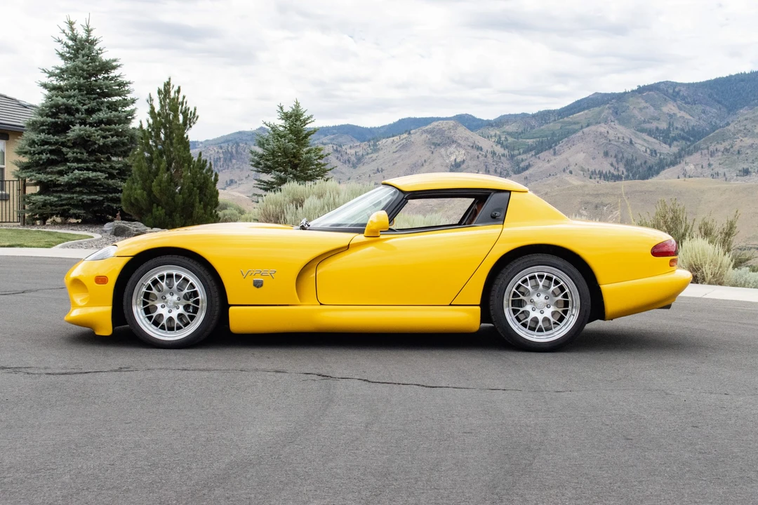 2002 Dodge Viper 2nd Gen - Image 9 of 31