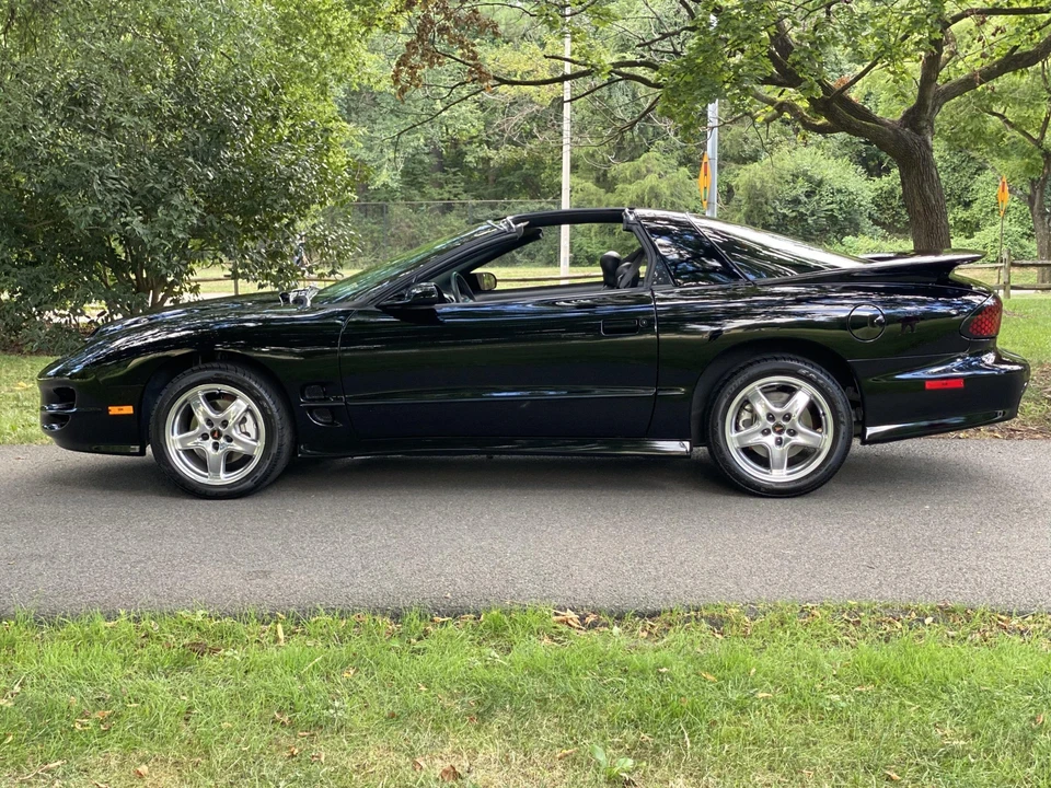 2002 Pontiac Firebird Trans Am 4th Gen - Image 15 of 31