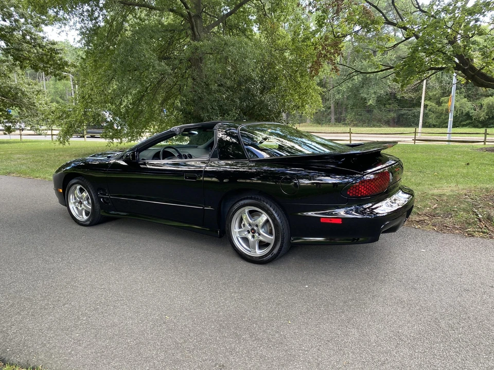 2002 Pontiac Firebird Trans Am 4th Gen - Image 16 of 31