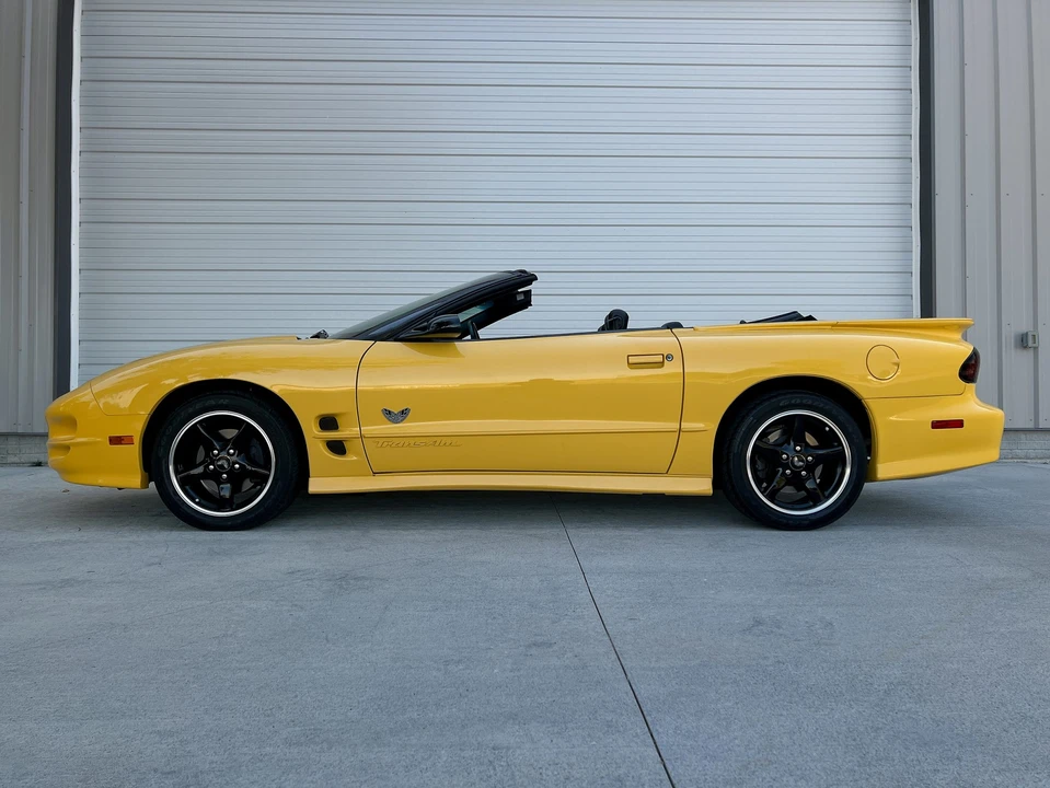 2002 Pontiac Firebird Trans Am 4th Gen - Image 4 of 31