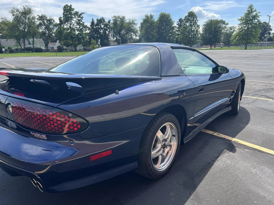 2002 Pontiac Firebird Trans Am 4th Gen - Image 11 of 31