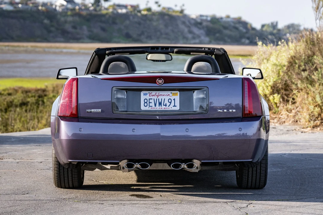 2004 Cadillac XLR - Image 6 of 31