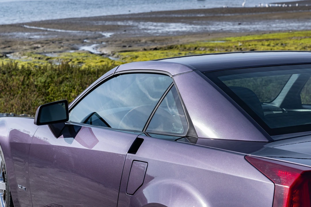 2004 Cadillac XLR - Image 30 of 31
