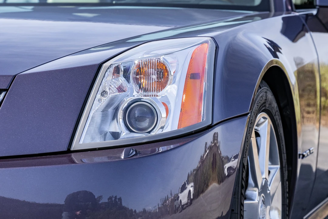 2004 Cadillac XLR - Image 23 of 31