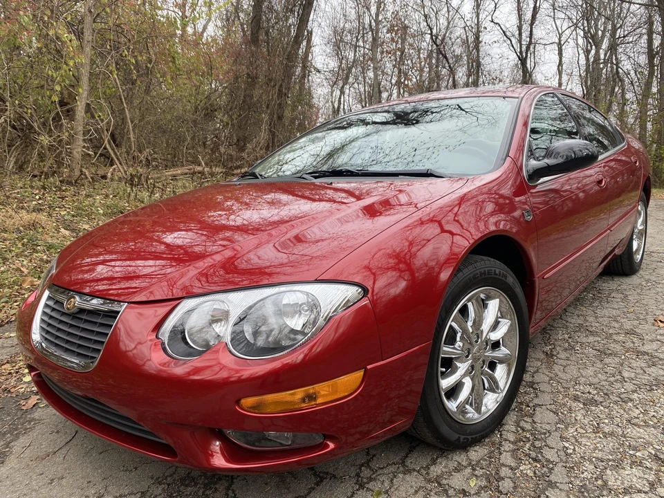 2004 Chrysler 300 - Image 5 of 31