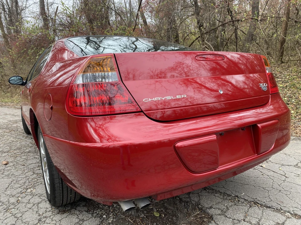2004 Chrysler 300 - Image 25 of 31